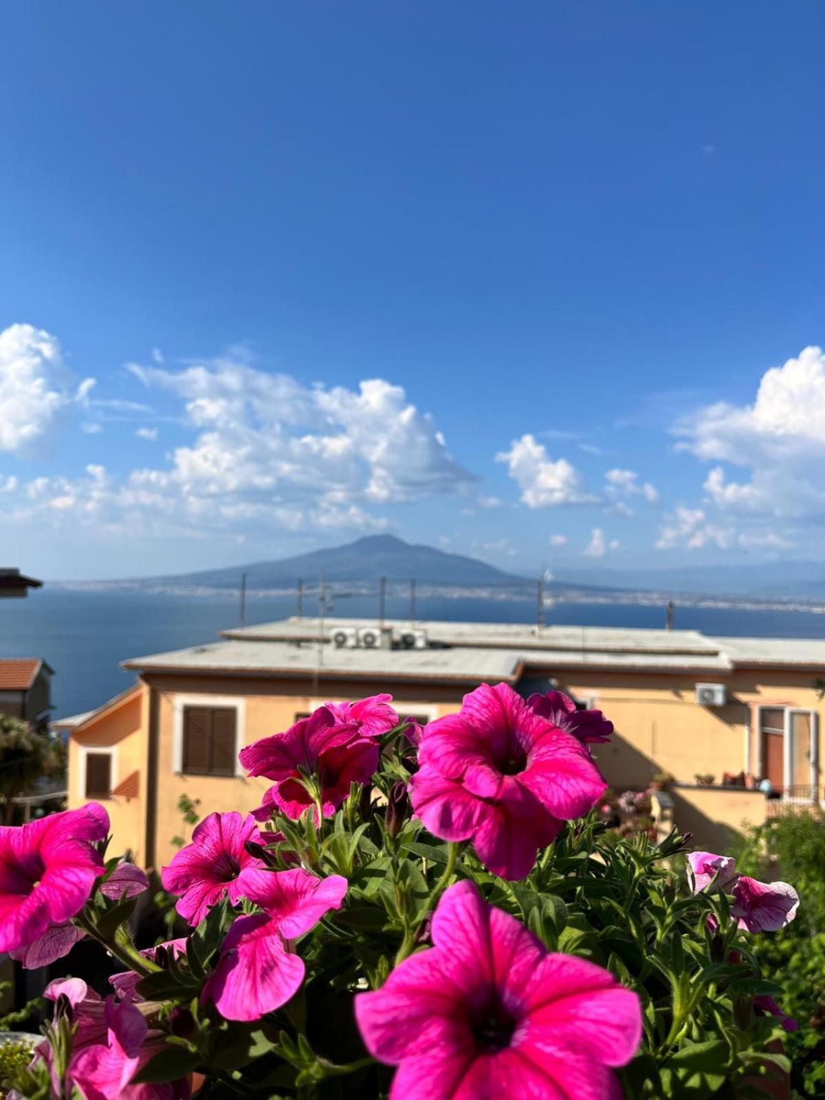 Elisabeth Seaview Apartments Sorrento Coast Vico Equense Luaran gambar